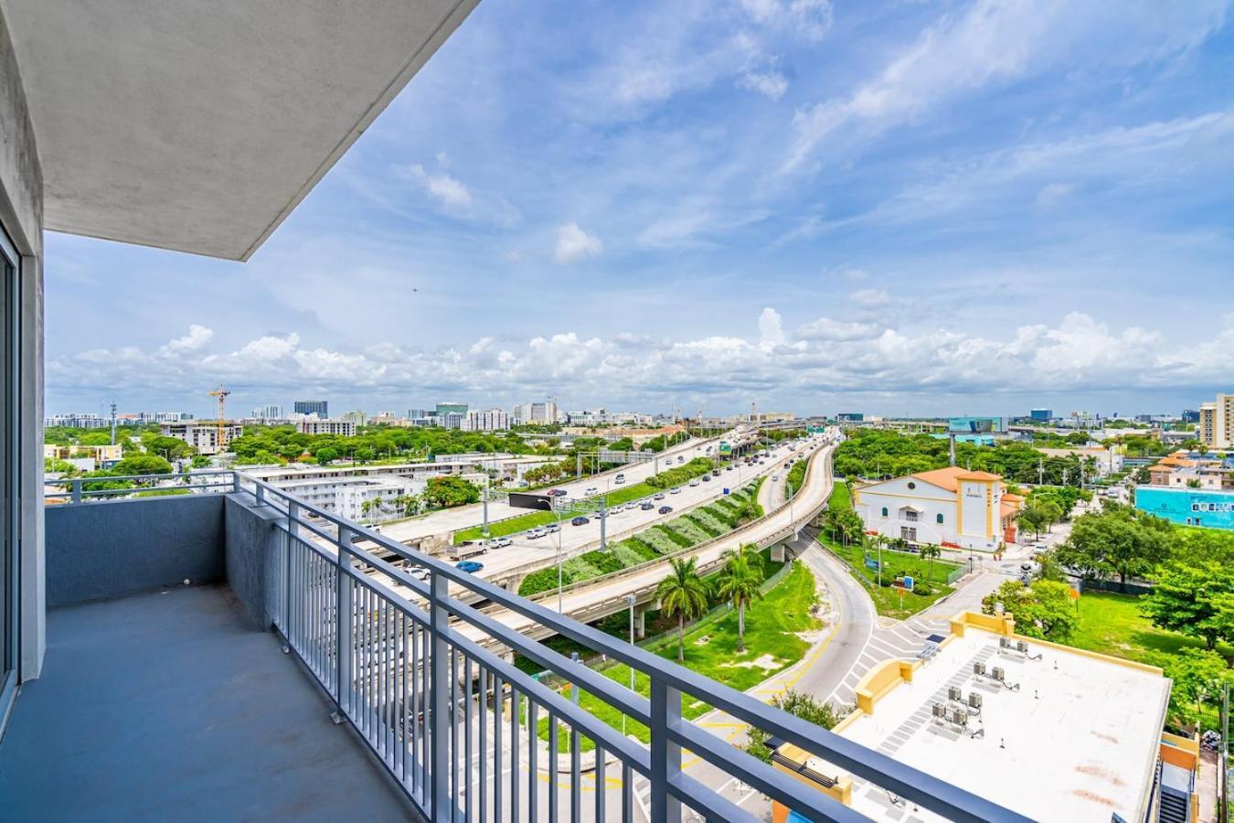 Urban Escape 3 Bed Unit Near Brickell And Wynwood Apartamento Miami Exterior foto